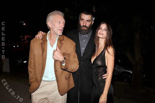 Full leaked Emily ratajkowski page private onlyfans photo