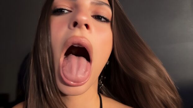 Full leaked Emily ratajkowski page private onlyfans photo