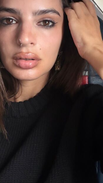 Full leaked Emily ratajkowski  page private onlyfans photo