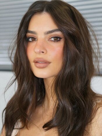 Full leaked Emily ratajkowski  page private onlyfans photo