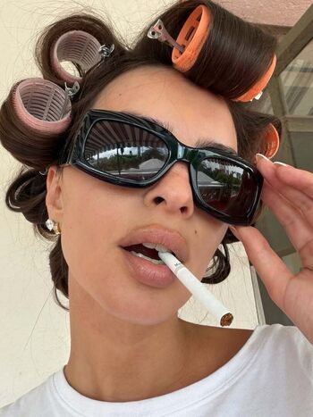 Full leaked Emily ratajkowski private onlyfans photo