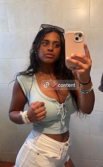 Full leaked Emily santttt private onlyfans photo