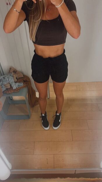 Full leaked Emily sentner private onlyfans photo