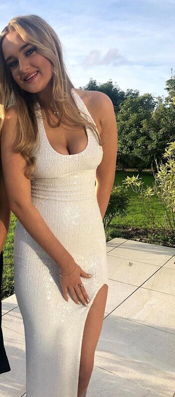 Full leaked Emily yyoung page private onlyfans photo