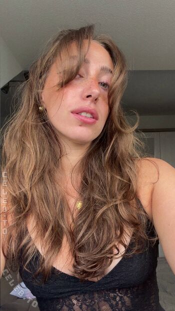 Full leaked Emilyjohannaa private onlyfans photo