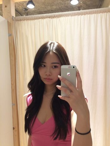 Full leaked Emilyllin private onlyfans photo