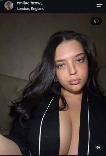 Full leaked Emilyrose private onlyfans photo