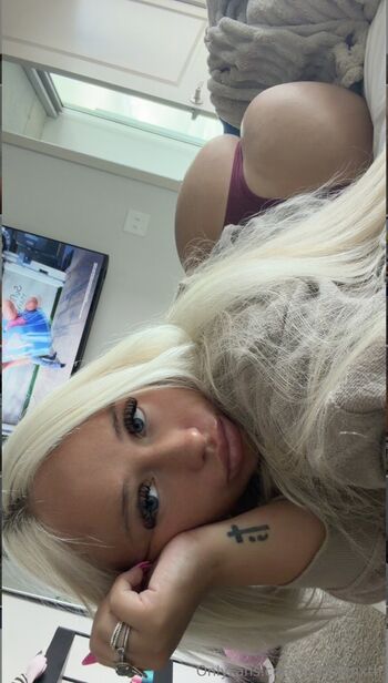 Full leaked Emilysmithh private onlyfans photo