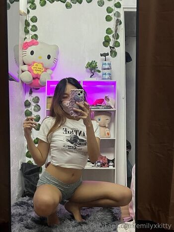 emilyxkitty