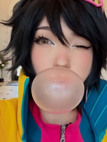 Full leaked Emiru page private onlyfans photo