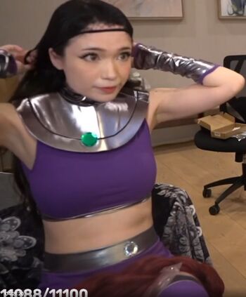 Full leaked Emiru page private onlyfans photo