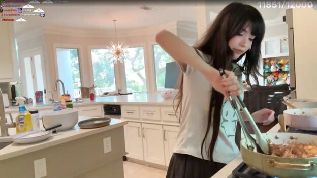 Full leaked Emiru  page private onlyfans photo