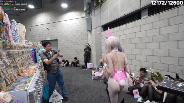 Full leaked Emiru  page private onlyfans photo