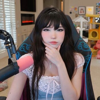 Full leaked Emiru  page private onlyfans photo