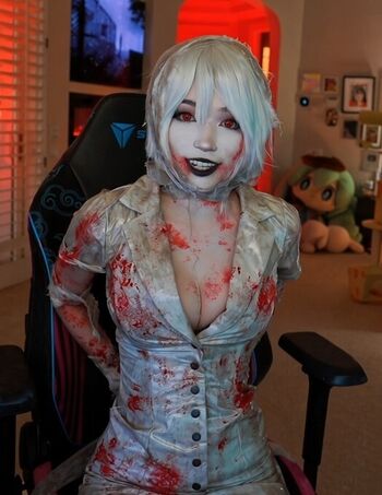 Full leaked Emiru page private onlyfans photo