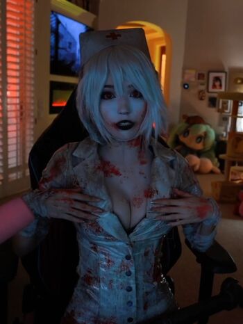 Full leaked Emiru page private onlyfans photo