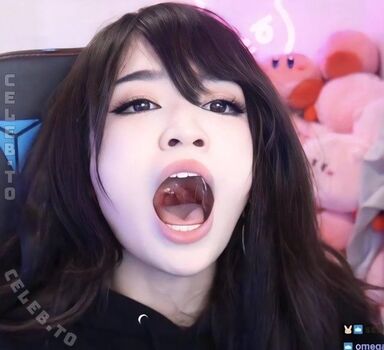Full leaked Emiru jpg private onlyfans photo