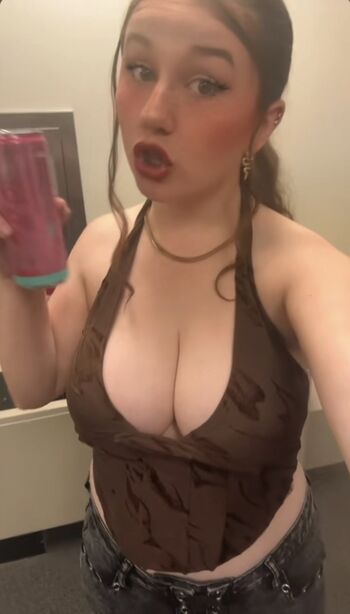 Full leaked Emjaymin private onlyfans photo