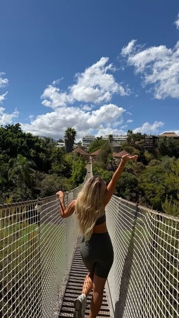 Full leaked Emma bourson private onlyfans photo