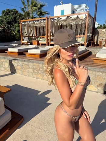 Full leaked Emma bourson private onlyfans photo