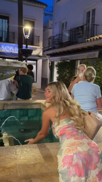 Full leaked Emma bourson private onlyfans photo