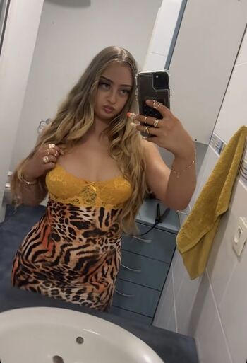 Full leaked Emma boyer private onlyfans photo
