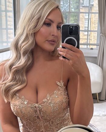 Full leaked Emma jones private onlyfans photo