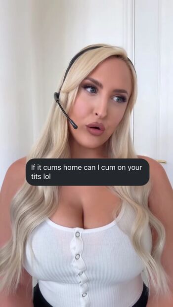 Full leaked Emma jones private onlyfans photo