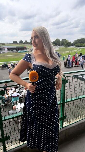 Full leaked Emma jones private onlyfans photo