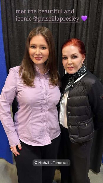 Full leaked Emma kenney  page private onlyfans photo