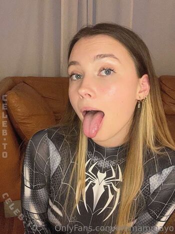 Full leaked Emma may  page private onlyfans photo