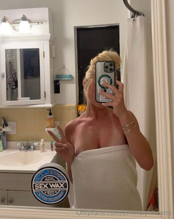 Full leaked Emmalyniswildz private onlyfans photo