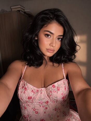 Full leaked Emmanuella nauryzbaeva private onlyfans photo