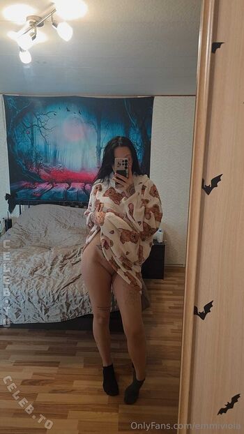 Full leaked Emmi viola page private onlyfans photo