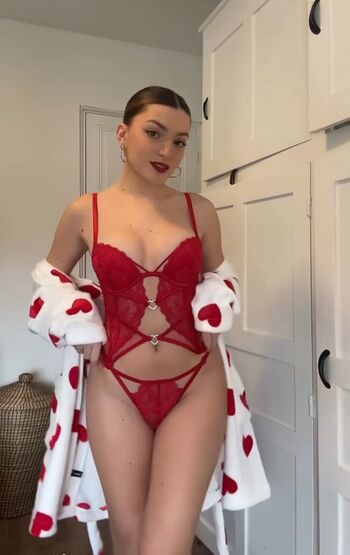 Full leaked Emwate private onlyfans photo