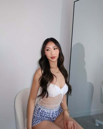 Full leaked Ena lor hmong private onlyfans photo
