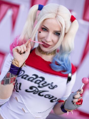 Enji Night [Social Media Only]