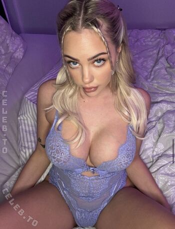 Full leaked Enyadres  page private onlyfans photo