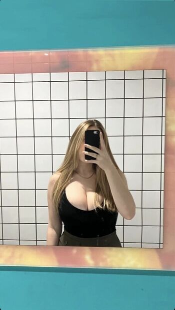 Full leaked Erika magallanes private onlyfans photo