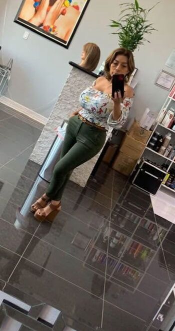 Full leaked Erikagurrion private onlyfans photo