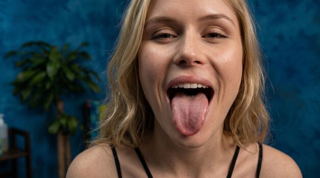 Full leaked Erin moriarty deepfake private onlyfans photo