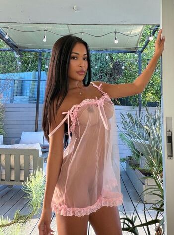 Full leaked Erzbel private onlyfans photo