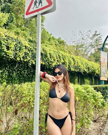 Full leaked Esheyascx batrisyia private onlyfans photo