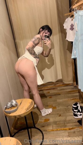 Full leaked Essaere page private onlyfans photo