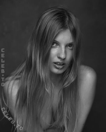 Eva Kannn I Eva Kanarska I Ellebelle I Evelina