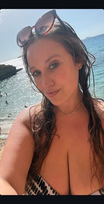 Full leaked Evasofiaa private onlyfans photo