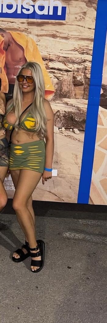 Eve Elizabeth Taylor