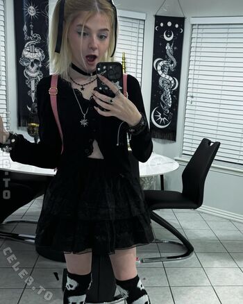 Full leaked Eveestarr private onlyfans photo