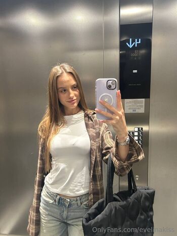 evelinakiss