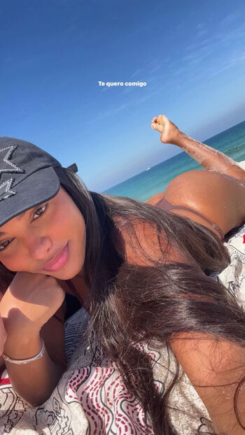 Full leaked Evelly alves private onlyfans photo